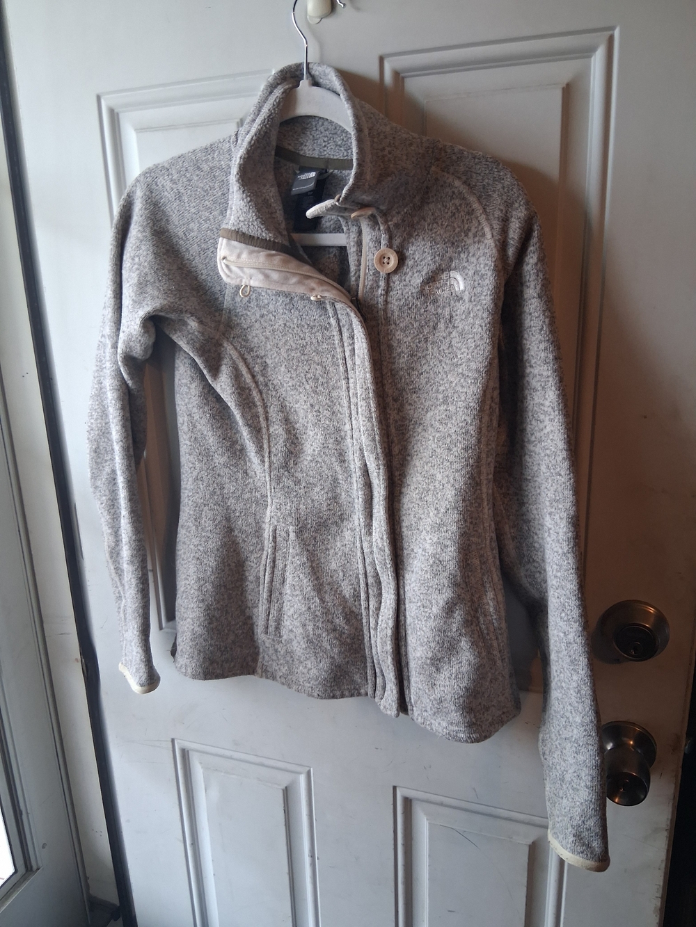 The North Face Women's Heathered Gray Teddy Fleece Jacket
